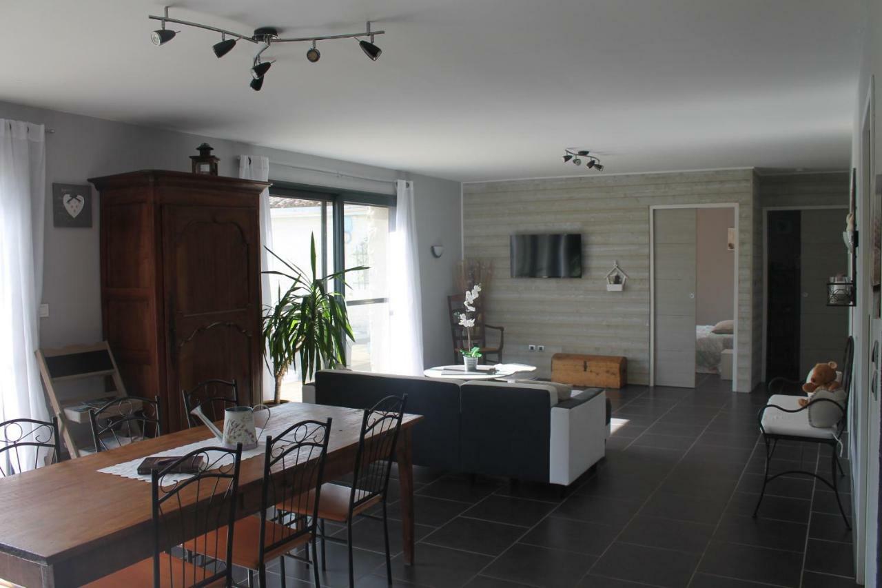 Gite Sud Deux Sevres Marigny (Poitou-Charentes) Exterior foto